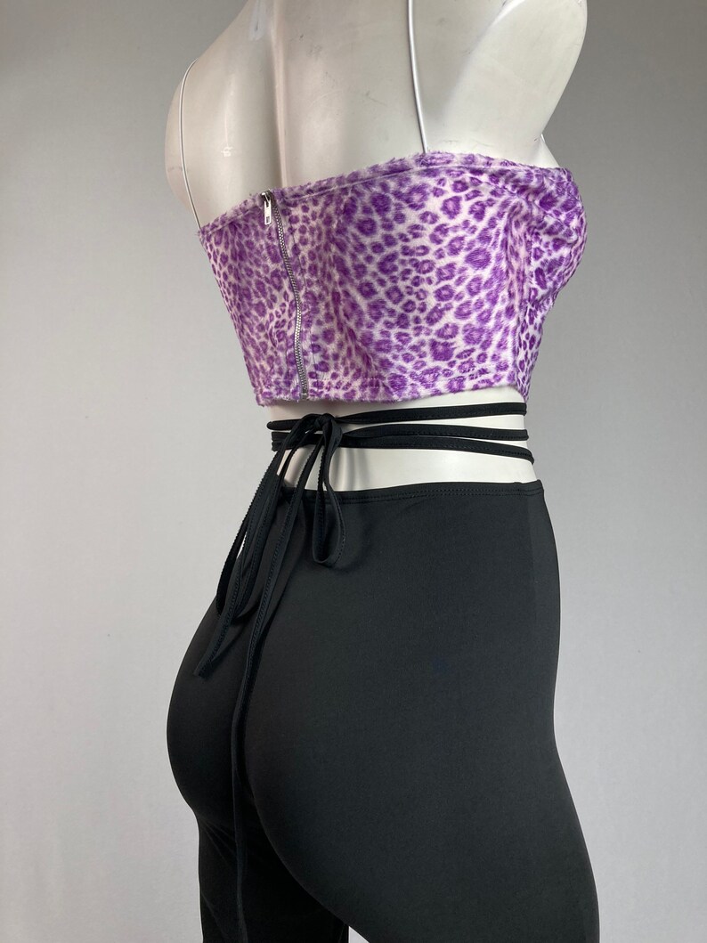 90\u2019s Lavender Leopard Fuzzy Faux Fur Crop zip up Tank Top w spaghetti straps