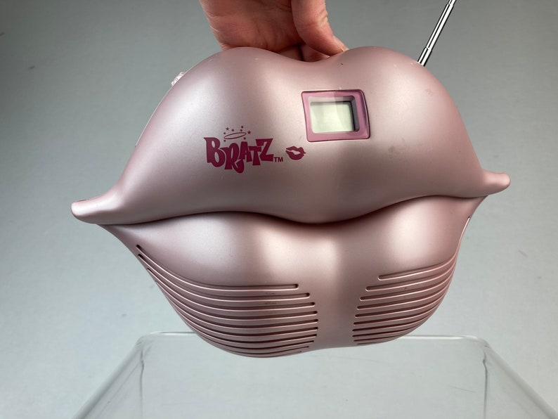 Y2K Bratz CD Player Radio Combo Boom Box Iconic Lips Design Etsy