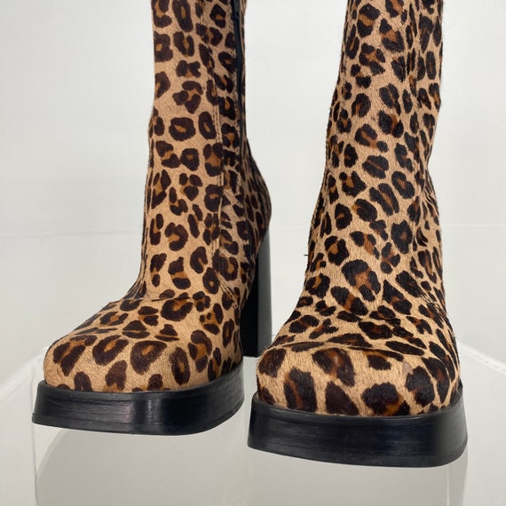 90's Vintage Leopard Chunky High Heel Ankle Boots… - image 3