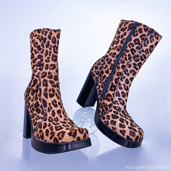 90's Vintage Leopard Chunky High Heel Ankle Boots // 9