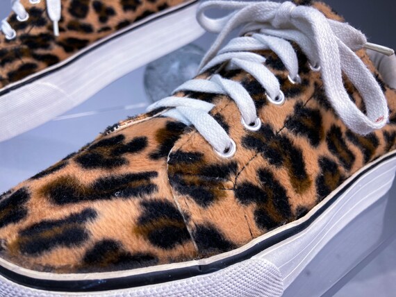 fuzzy leopard shoes