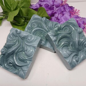 Laurel Soap Bar | Natural Handmade Soap | Herbal Fresh Scent | Gentle Vegan Skincare | Botanical Body Soap | Rustic Spa Gift