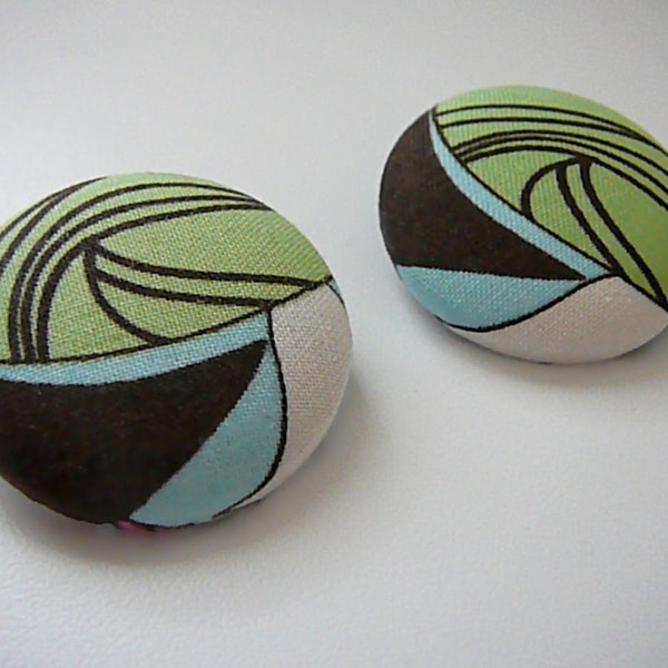 Calypso - Button Earrings