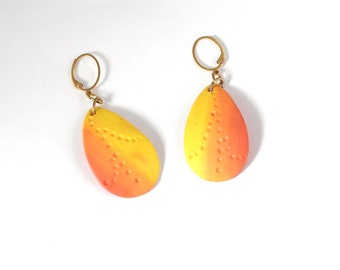 Yellow to Orange Sunshine Tracks in Dangle Earrings