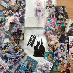Sac invisible pour cartes Waifu. 1 chance sur 5 avec de l'acrylique ou une carte a6