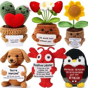 Bonecas de crochê para abraçar no bolso: Batata, Planta, Abelha, Tartaruga, Pato, Lagosta, Pinguim (Feitas à mão)