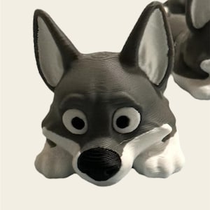 Flexi-Wolf Articulated Wolf Figurine - Flexible Fidget Toy & Desk Décor