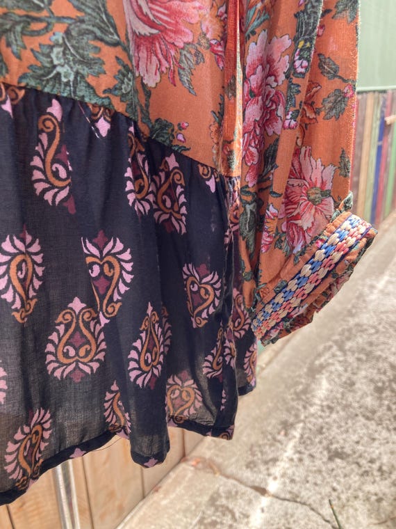 SMALL/MEDIUM Lightweight Embroidered Patchwork Bo… - image 6