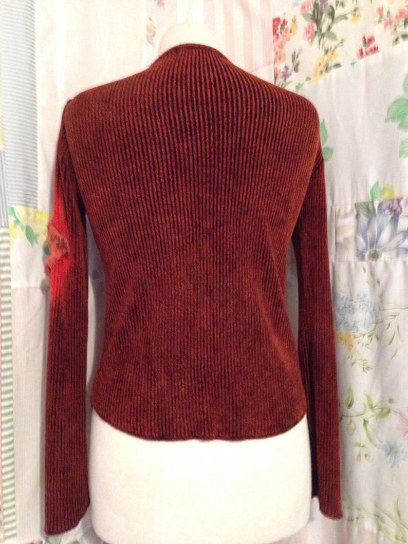 SMALL Sweater Pullover Stretch Bohemian Hippie Flowerchild Burnt Orange Black Appliqu\u00e9d Top