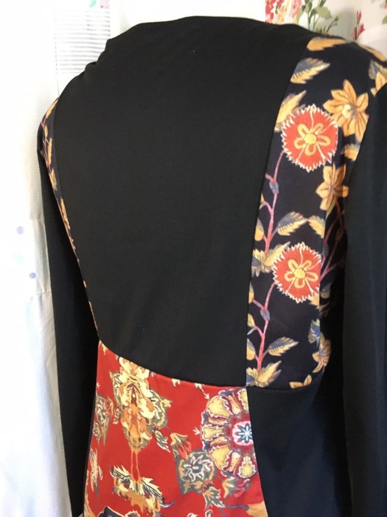 Medium Top Flowerchild Hippie Boho Bohemian Black Red And Floral Print Blouse Women S Clothing Clothing Valresa Com
