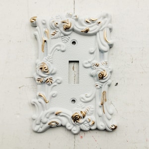 Vintage Style Metal Wall Decor-Light Switch Cover-Creamy Ivory Shabby Chic-Single Switch-Vintage Roses-Ornate-Distressed-Spring Flowers