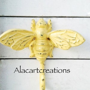 Bee Hive Hook . Honey Bee Honeycomb Buttercup Yellow Hook , Beekeepers Gifts , Bumble Bee Towel Holder , Distressed Metal Coat Rack