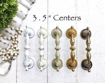 1 Knob Pull Vintage Drawer Pulls 3.5 Centers Shabby Chic Knob Farmhouse Style Cream White Tan Gold Pull Cottage Chic Knob Modern Farmhouse