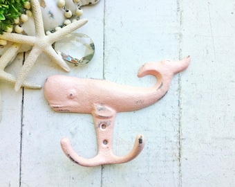 Crochet mural double baleine rose vif, crochet pour serviette nautique, décor baleine, crochet en fer pour mur, crochet de mer animal à suspendre pour bijoux