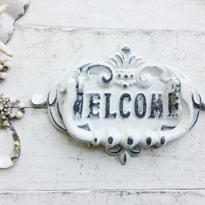 Frappe de porte / Fonte rustique / Cottage Inspiré à lancienne Shabby Chic Blanc Heurtoir de porte dentrée Décor mural en métal Décor de patio image 2