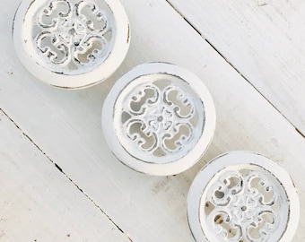 Shabby White Knob Kitchen Cabinet Pull ,  Painted Knob ,Filigree Style , Furniture Dresser ,Bathroom Drawer , Fall Home, French Cottage FALL