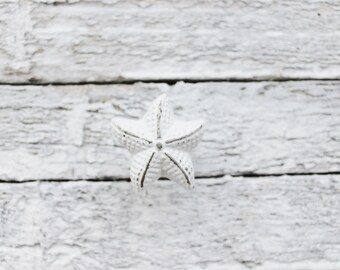 Drawer Pull Knobs-Dresser Pull-Cabinet Pulls-Shabby Chic White Starfish Knobs-Cupboard Handles-Rustic Chic Home-Furniture Hardware