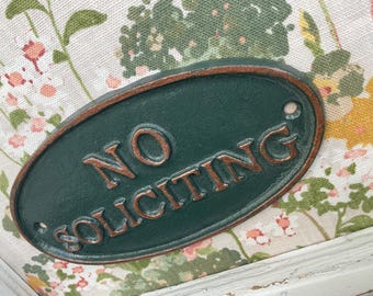 No Soliciting Sign Cast Iron Metal Sign No Soliciting Outdoor Sign Home , Business Home Privacy Sign Lawn Statement Plaque Do Not Disturb