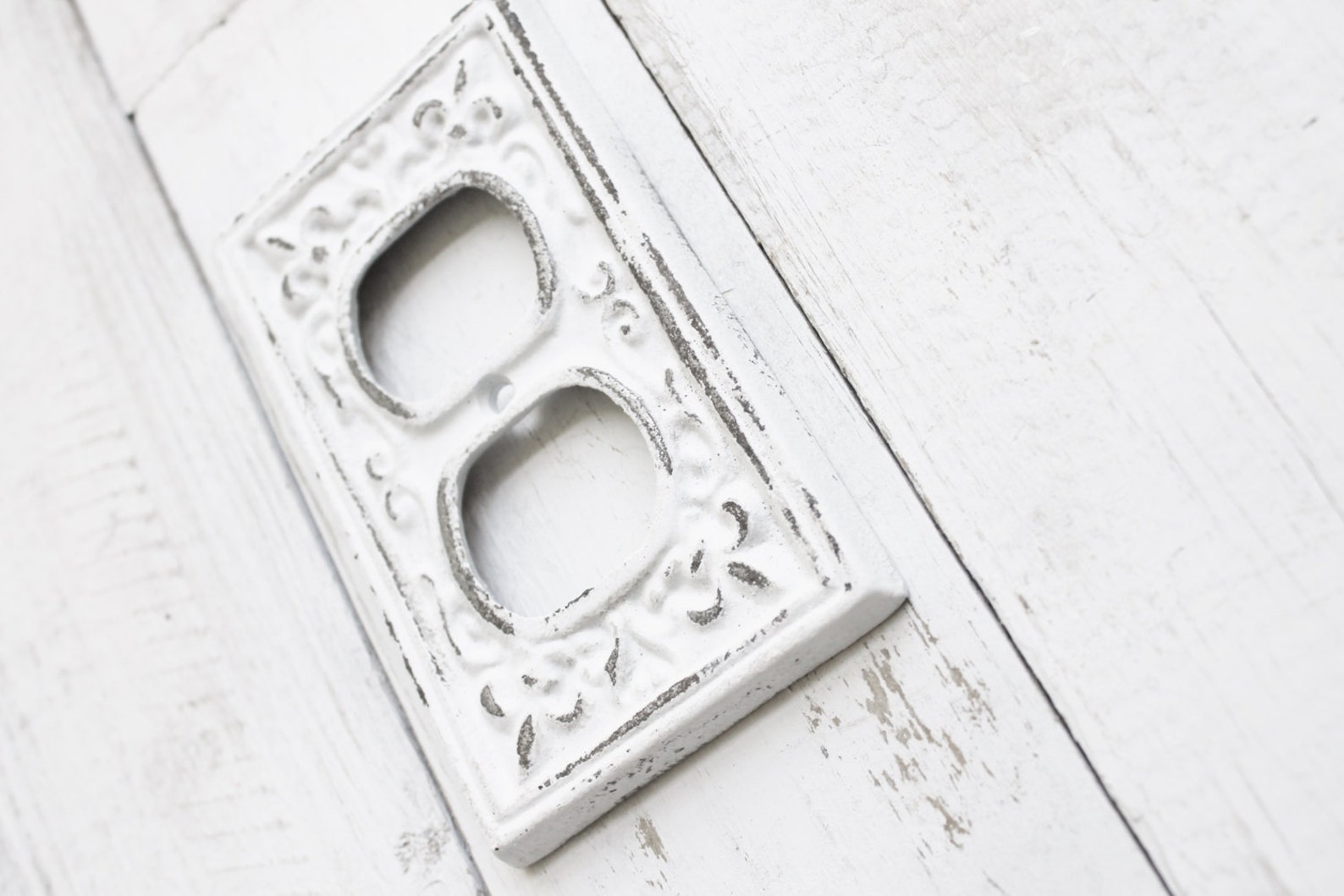 Antique White Outlet Cover Cast Ironfleur De Liscottage Etsy
