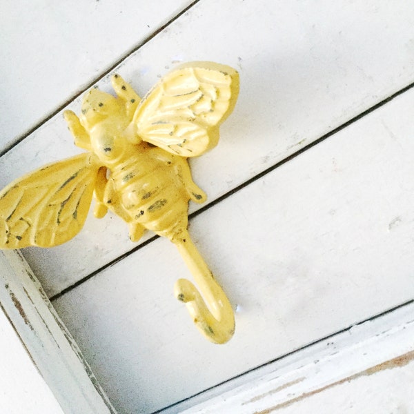 Bee Hive Hook . Honey Bee Honeycomb Buttercup Yellow Hook , Beekeepers Gifts , Bumble Bee Towel Holder , Distressed Metal Coat Rack