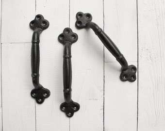 Large Iron Door Pull , Barn Door Pull, Home Fixtures, Door Handle, Remodel Kichen Cabinet , Urban Living,Farmhouse Kitchen,Laundry Room