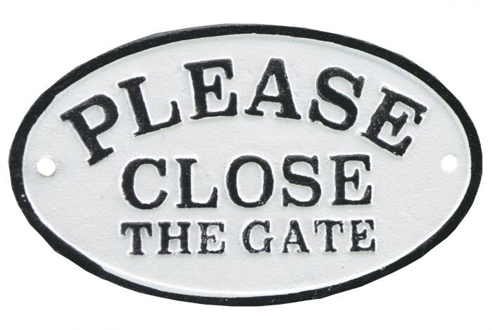 Brown CAST IRON "PLEASE CLOSE THE GATE" GARDEN OUTDOOR SIGN PLAQUE 6 3/4"x 3 1/2 
