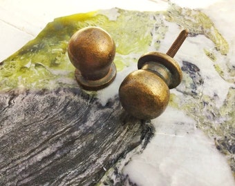 1 Antique Bronze BRASS COLOR Round Knob Gold Brass Ball Knob Cabinet Furniture Pull , Drawer Pull , Modern Home Furniture Hardware , Round