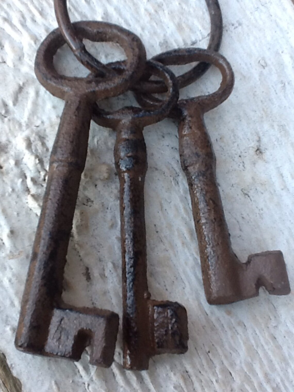 3 Cast Iron Skeleton Keys On Key Ring In Espresso Brown Home Etsy