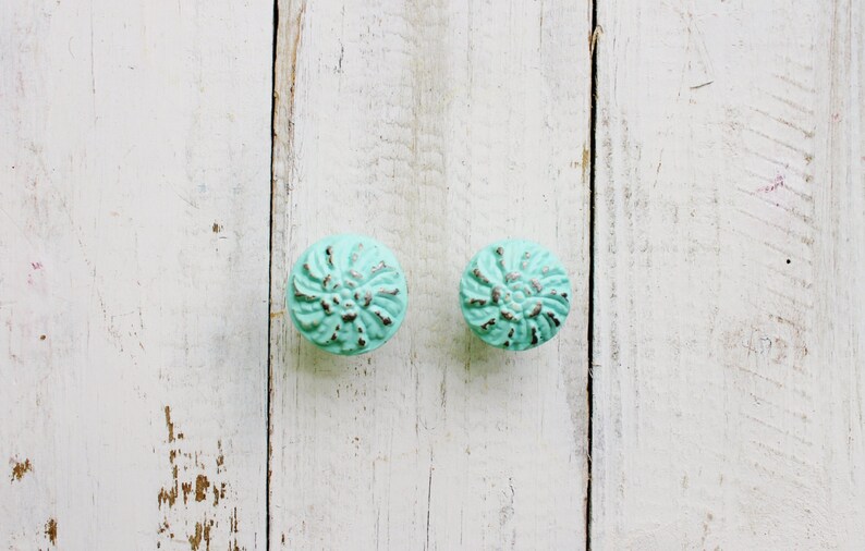 Cast Iron Drawer Pull Handles, Shabby, Aquamarine Hardware, Country Home, Kitchen Cupboard, Anthropologie, Knobs,Distressed Aqua Metal image 4