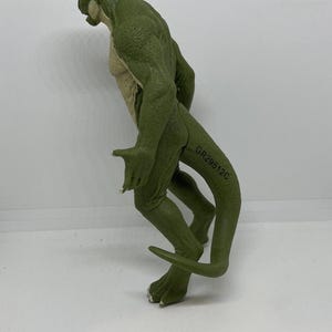 The Amazing Spider-Man Dive Characters Lizard 5.5" Action Figure Swimways 2011 image 2