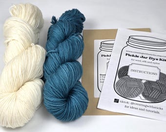 Kit de teinture pour fil bleu sarcelle, teindre votre propre laine, fil teint à la main, teinture en pot de cornichon, kit de teinture pour fibres protéinées, teinture maison