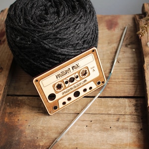 Knitting Accessories Mini Wooden Cassette Tape Needle Gauge, Laser Engraved Needle Gauge, Gift for Knitter, Knitting Kit Tools, Retro Look image 9