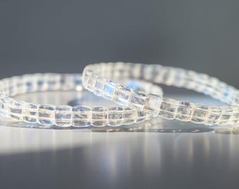 Blå Glansig Indisk Månstensarmband Mjukt Armband