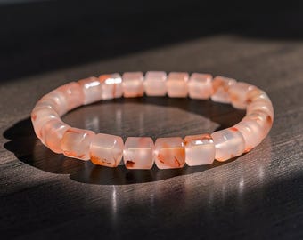 Isflytande Nanhong röd agatarmband, 8 mm, genomskinliga ädelstenssmycken