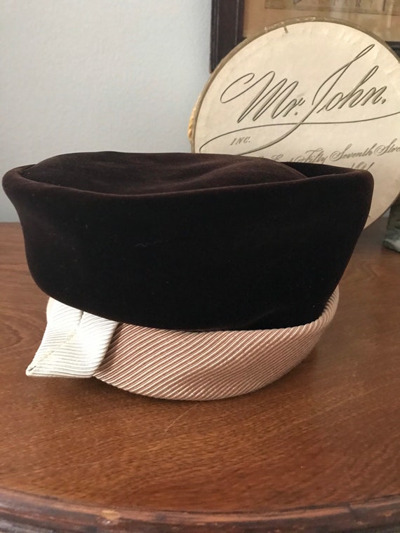 1960s Cloche Hat, Mr John Classic Vintage Hat, Br… - image 1