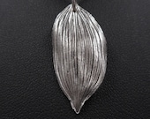 Botanical Solomon's Seal Pendant- Fine Silver Jewelry- Eco-Friendly Leaf Veins Necklace- Plant Parent Outdoor- Mother's Day Gift-OOAK Garden