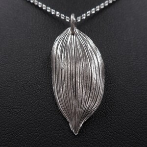 Botanical Solomon&#39;s Seal Pendant- Fine Silver Jewelry- Eco-Friendly Leaf Veins Necklace- Plant Parent Outdoor- Mother&#39;s Day Gift-OOAK Garden