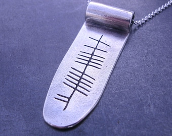 Ciondolo Ogham personalizzato - Collana con targhetta personalizzata - Gioielli in argento pregiato - Regalo personalizzato - Gioielli con parole antiche personalizzate - Gioielli gaelici