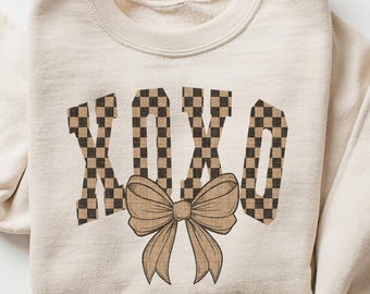 XOXO Coquette Valentine's Day Sweatshirt, Retro Valentine Shirt, Valentine's Day Tshirt, Aesthetic Leopard XOXO Tee, Valentine Season Gift