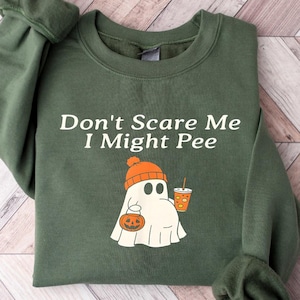 Don't Scare Me I Might Pee Funny Halloween Pregnant Ghost T-Shirt, First Time Mom Gift, pregnancy reveal, halloween pregnancy announcement