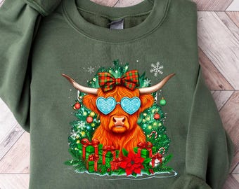 Christmas Cow Sweatshirt, Cow Lights Sweater, Cow Women Sweatshirt, Cow Lover Shirt, Christmas Sweatshirt, Highland Cow Crewneck, Farm Xmas