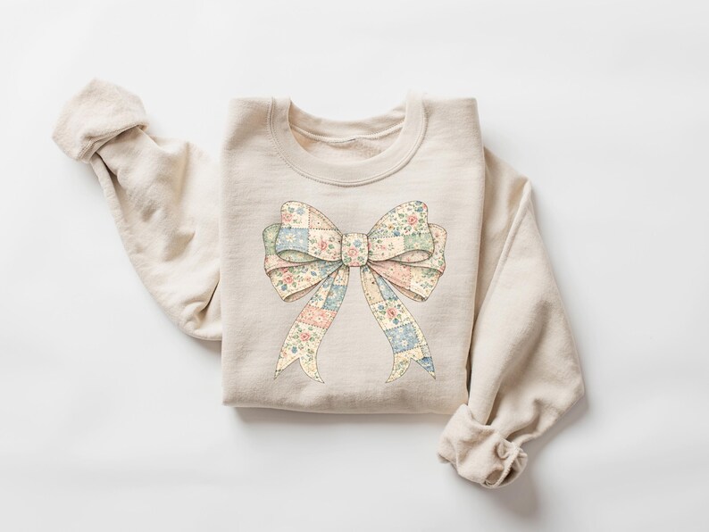 Vintage Bow Sweatshirt, Floral Coquette Shirt, Granny Core Style Sweater, Pastel Patchwork Bow Shirt bild 3