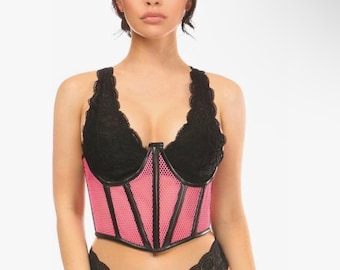 Corsetto Daisy Corsets lussuoso, rosa e nero, in rete, con allacciatura in vita.