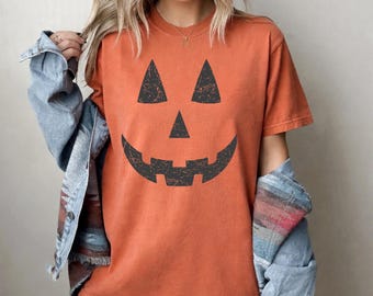 Retro Pumpkin Face Tee Shirt, Jack O Lantern Tshirt, Vintage Halloween Shirt, Spooky Season Tee, Fall Graphic Shirt