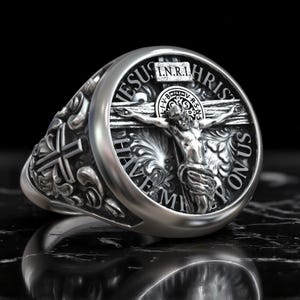 Sterling Silver Crucifix Signet Ring – Saint Benedict Medal, Jesus Christ Statement Band, Catholic Gift, Faith Jewelry for Men, Spiritual