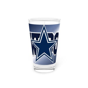 Dallas Cowboys Pint Glass, 16oz - Perfect for Game Day, Sports Fans, Gifting, Tailgating, Collectibles