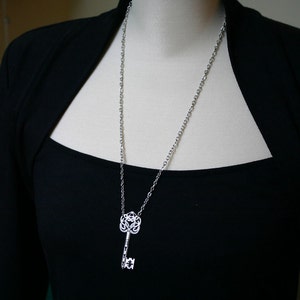 Skeleton Key Necklace in Antique Silver Steampunk image 4