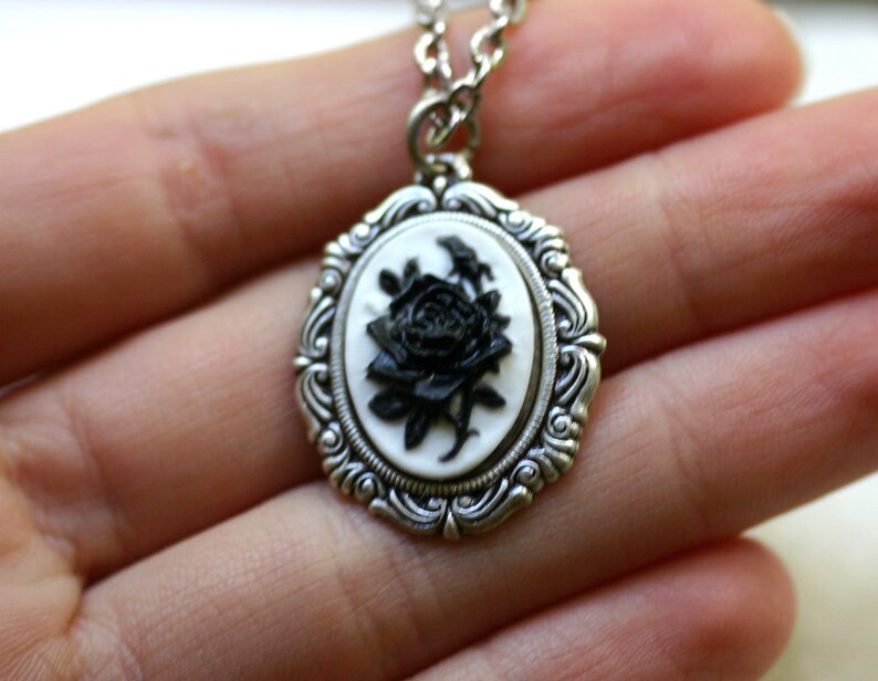 Cameo Necklace with Black Rose image 3