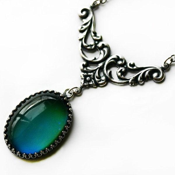 Mood Necklace - Color Changing Stone
