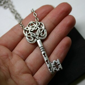 Skeleton Key Necklace in Antique Silver Steampunk image 2